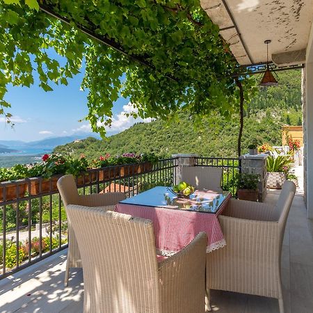 Villa Nikoleta コトル エクステリア 写真