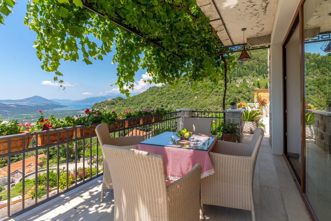 Villa Nikoleta コトル エクステリア 写真